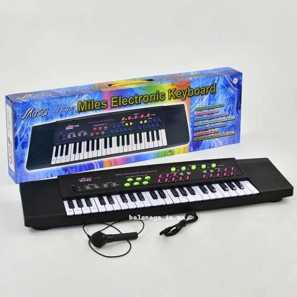 Пианино-синтезатор с микрофоном.«ElectronicKeyboard» SK-3738.